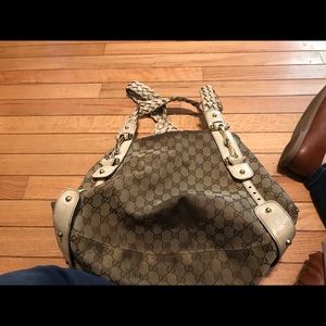 Gucci shoulder bag